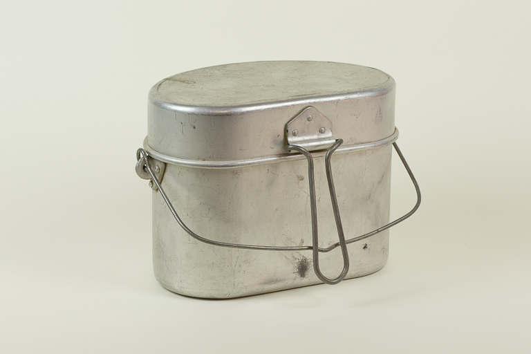 Gavetta completa di coperchio italiana